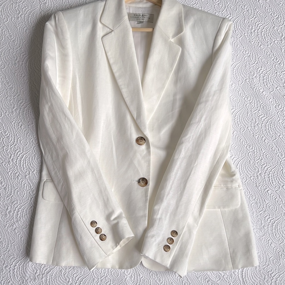 Tahari White Tailored Blazer Professional Style Linen Blend Size 14 - Picture 9 of 13